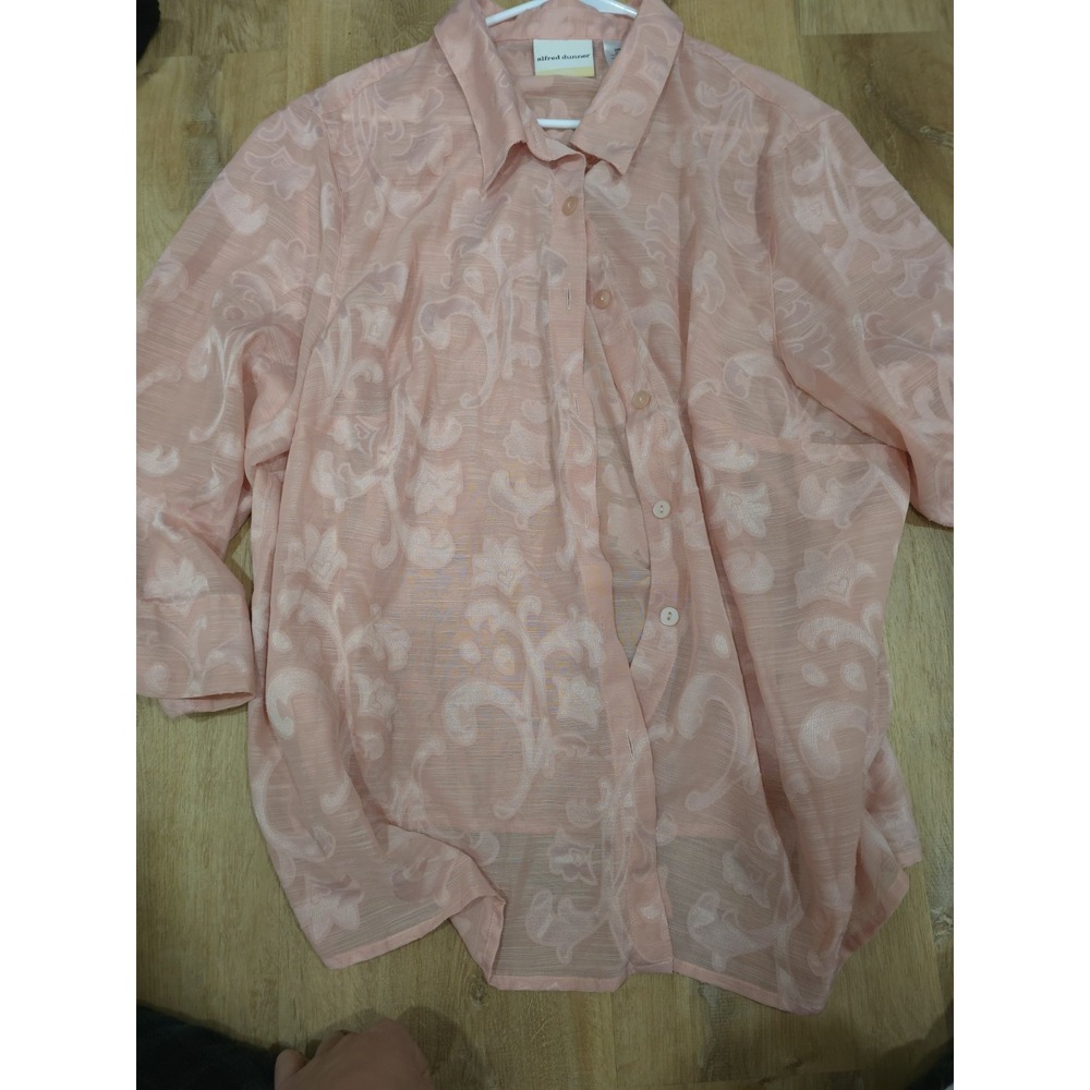 Alfred Dunner Woman 20W PlusItem DescriptionSize‎ Sheer Pink Button Down...